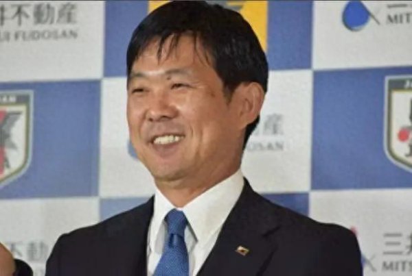 日本足协2046年拟联合中国申办世界杯赛  。
