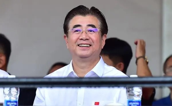 球迷一招制敌! 比亚迪7500万赞助急制动, 国足海参真要断供了?