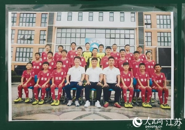 “苏超”背后的校园力量