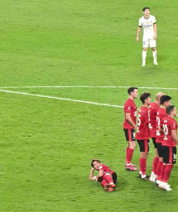 中超第24轮前瞻 前四争冠 国安掉队 三队保级严峻 足协杯总决赛  提前上演