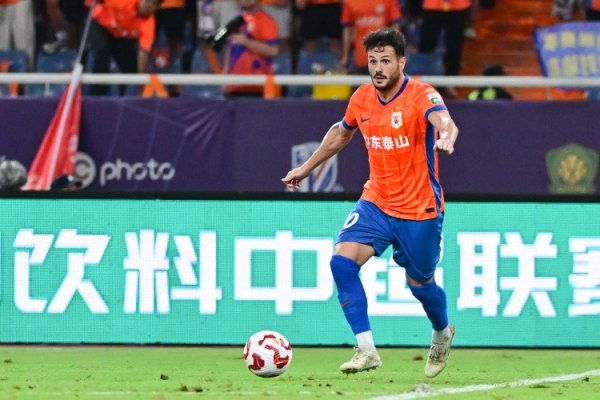 经十路梅西! 自2012, 卡扎伊什维利唯一单赛季四次戴帽的中超球员