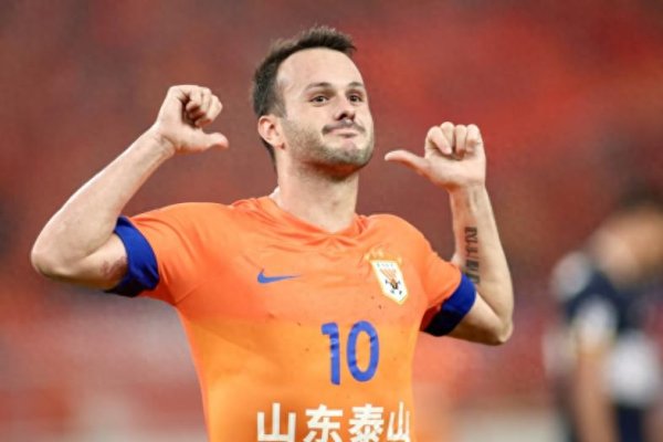 瓦科与泰山队续约存在三重障碍, 崔康熙阴魂不散