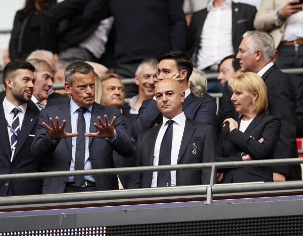 列维离职内幕: 迫使父亲下台的继承之战? 热刺新时代有了新投资