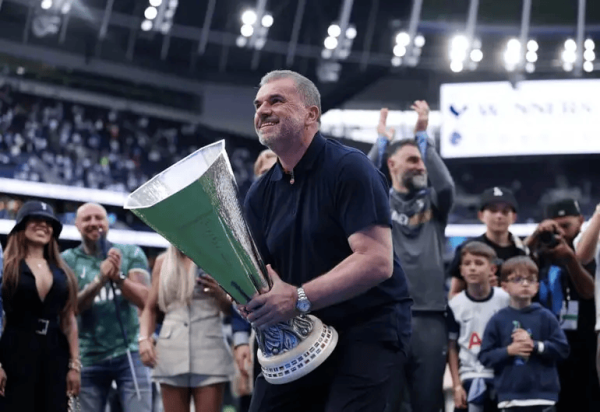 DO: 澳波正式执教森林, 24小时内官宣, 首秀就对阵阿森纳