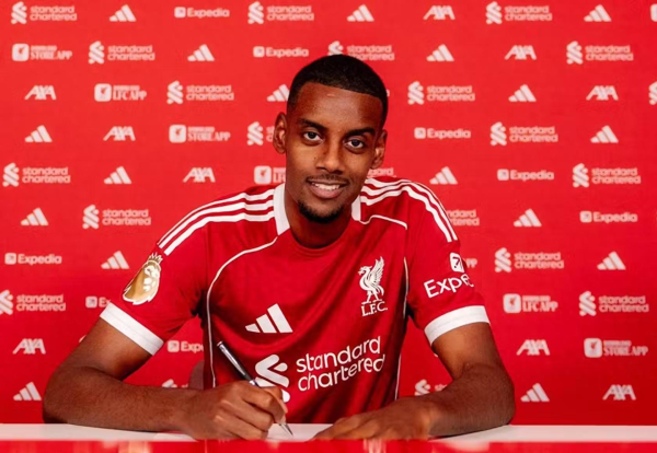 深度分析, 从非卖品到破记录  : 伊萨克转会如何颠覆利物浦与纽卡?