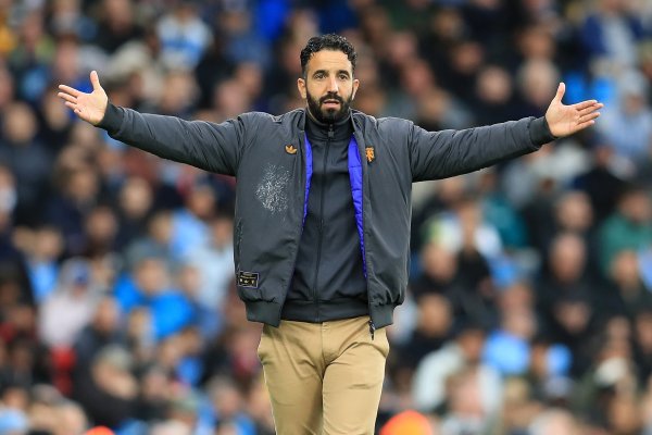 邮报：拉特克利夫仍然支持阿莫林，目前没有物色任何替代人选