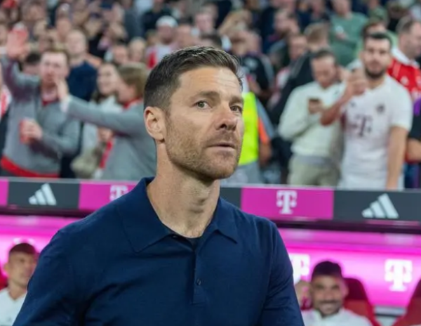 41岁阿隆索领衔勒沃库森创记录  ! 7连胜欧联杯表