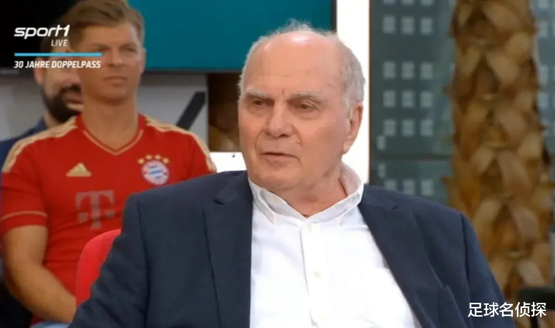 记者: 切尔西、曼城有意巴黎中场球员! 赫内斯: 拜仁要以巴萨为鉴!