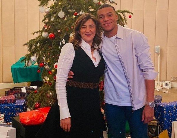 姆巴佩母亲：我对过度曝光感到不适，如今很少有时间和我儿在一起