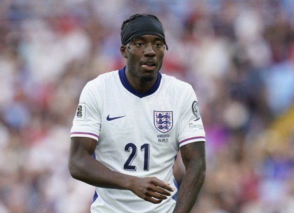 如果马杜埃凯强健  就不会选萨卡？图赫尔：是的，很有可能