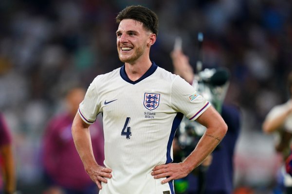 赖斯：我有不错的表现因在场上有更多自由度，想成为一名全能中场球员