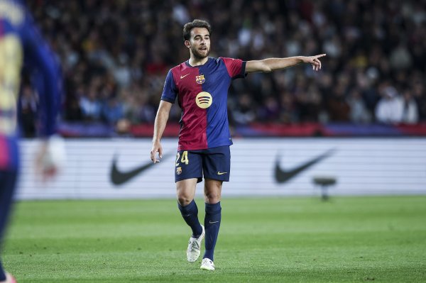 记者：埃里克-加西亚鼻梁骨裂  ，巴萨中卫仅剩阿劳霍和库巴西