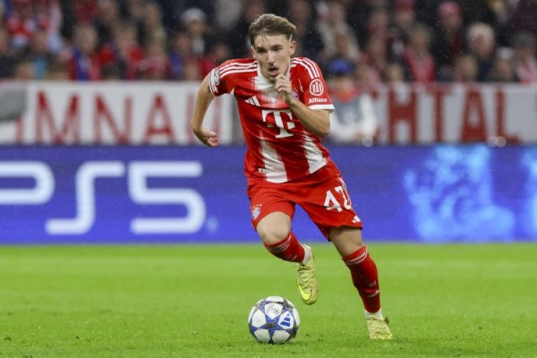 独闯龙潭！官方：卡尔vs布鲁日中路冲破  世界波当选拜仁月最佳得分